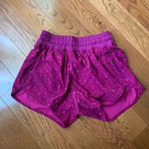 Lululemon Printed Tracker V Shorts